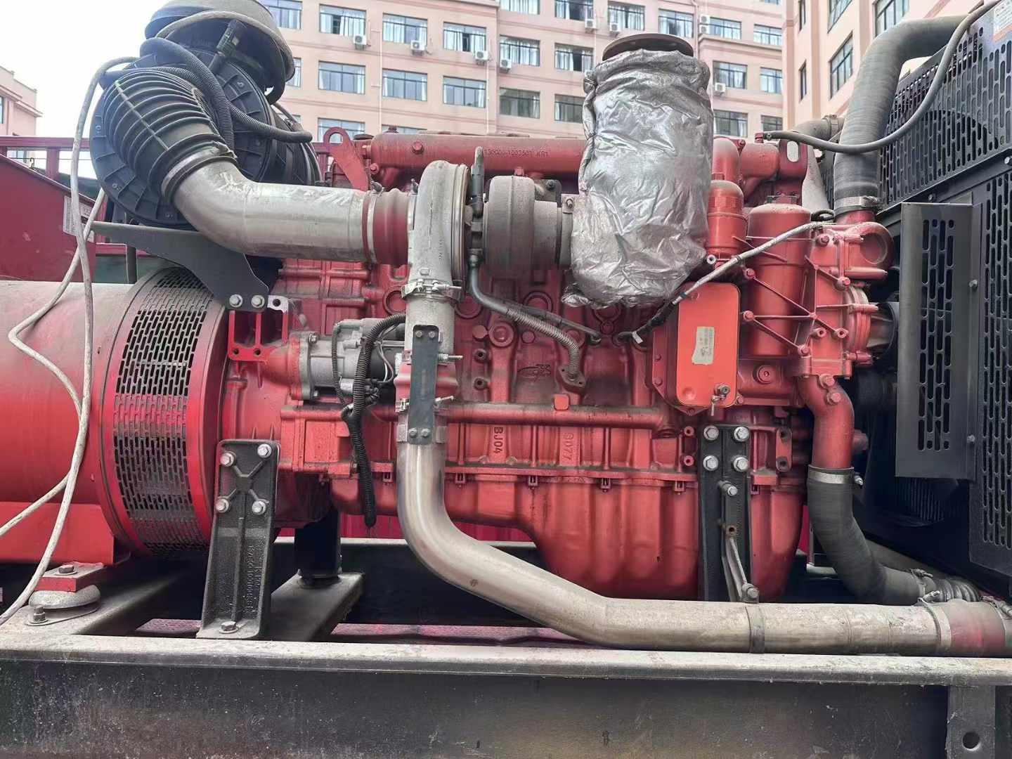 贡觉如何选择适合 600kW 柴油发电机组的过载保护器？